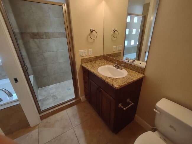 Building Photo - Desirable Black Rock Condo - Quite/Peaceful