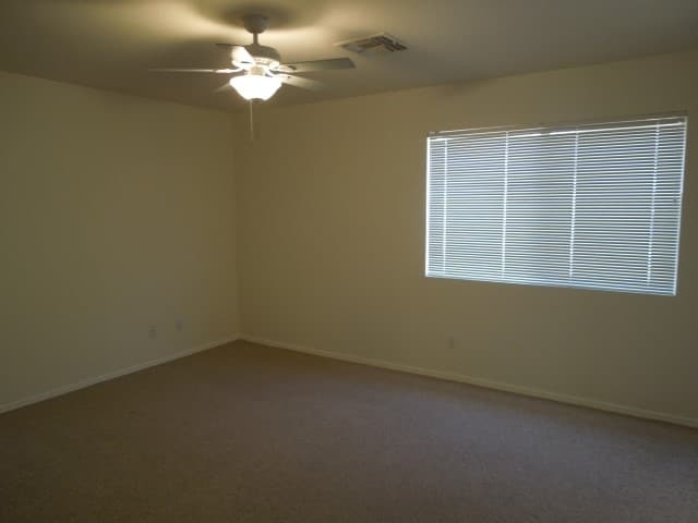 Building Photo - 15834 W Mohave St