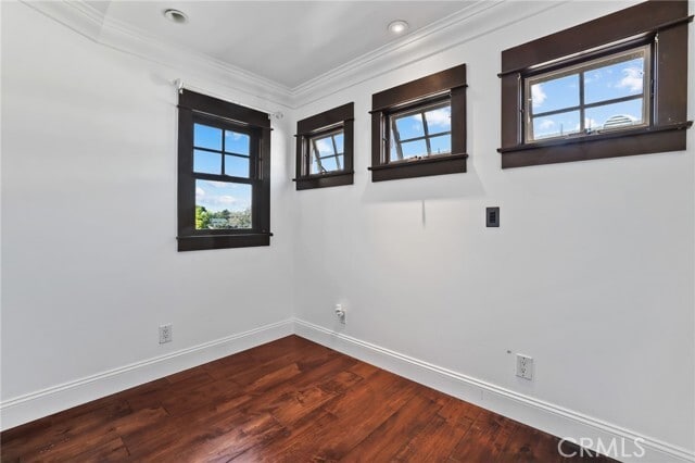 Building Photo - 250 Santo Tomas Ave