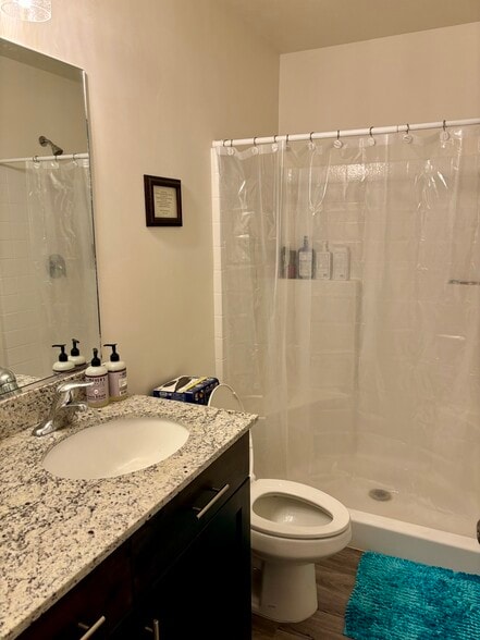 Building Photo - 919 Ironwood Dr