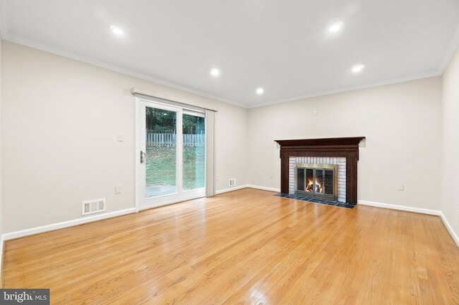 Building Photo - 1830 Clifdale Ct