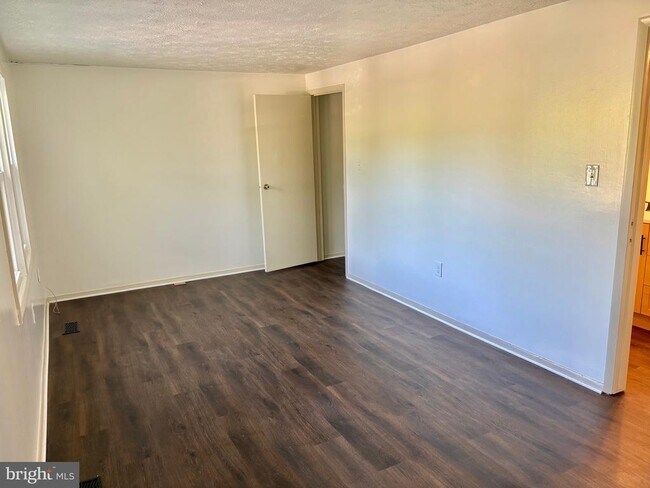 Building Photo - 19205 Misty Meadow Terrace