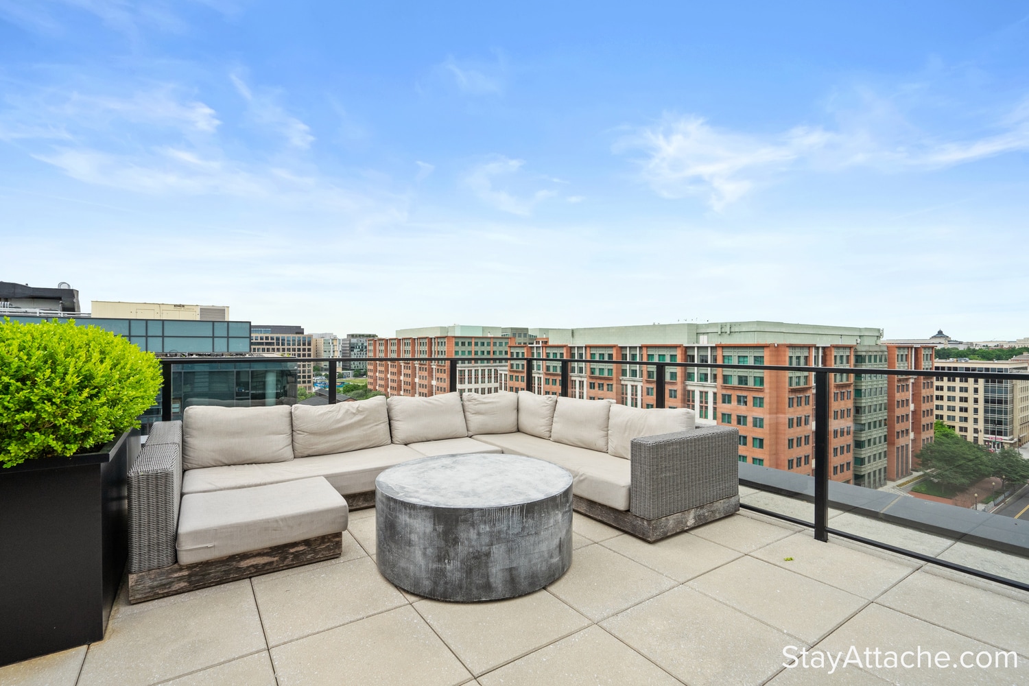 Building Photo - 1300 4th St SE