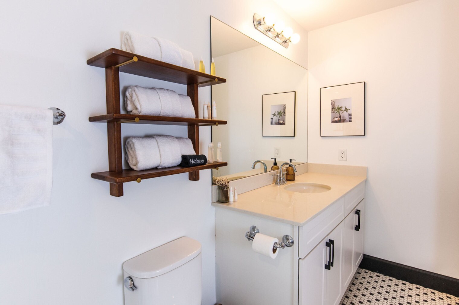 Building Photo - 758 N Broadway