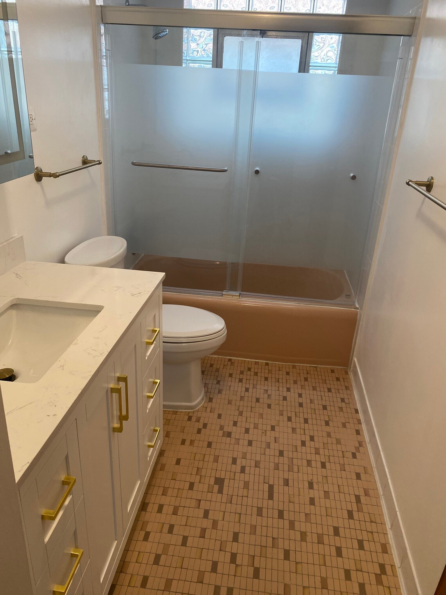 Building Photo - 6542 N Mozart St