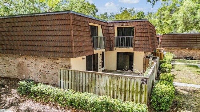 Building Photo - 2710 4th Ct