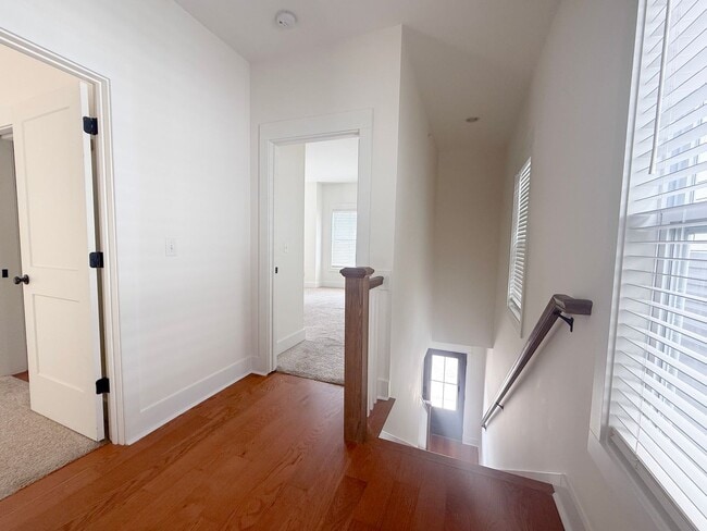 Building Photo - 208 Allison Way