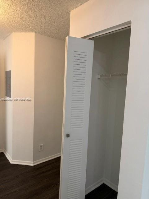 Building Photo - 9999 Summerbreeze Dr