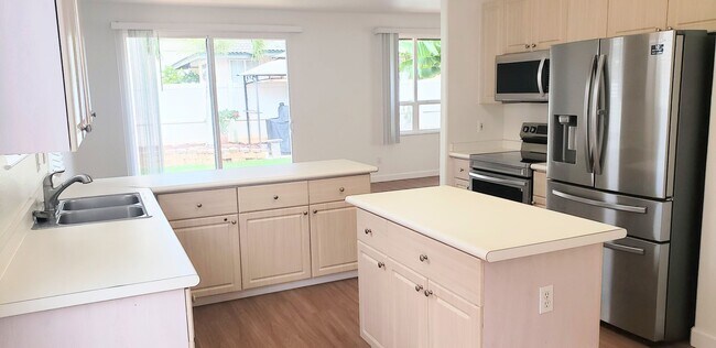 Building Photo - Kapolei Single Family Home 3 Bedroom 2.5 Bathroom 2 Car Garage