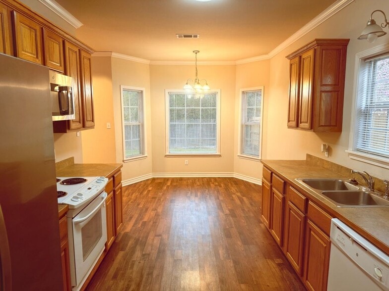 Building Photo - 169 Southern Charm Loop