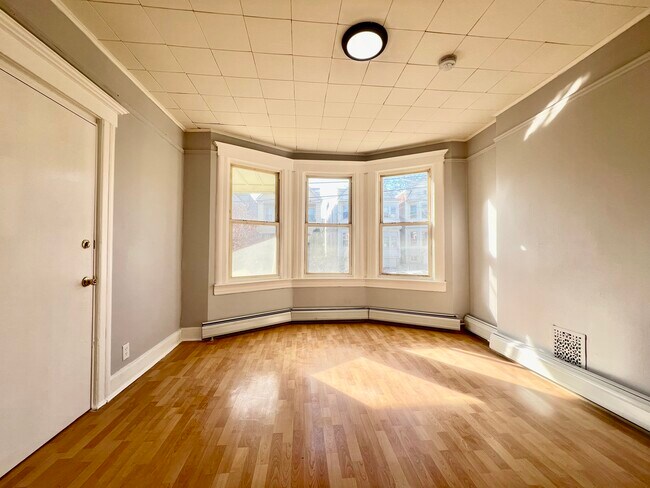 Unit 1 - 42 Dwight St