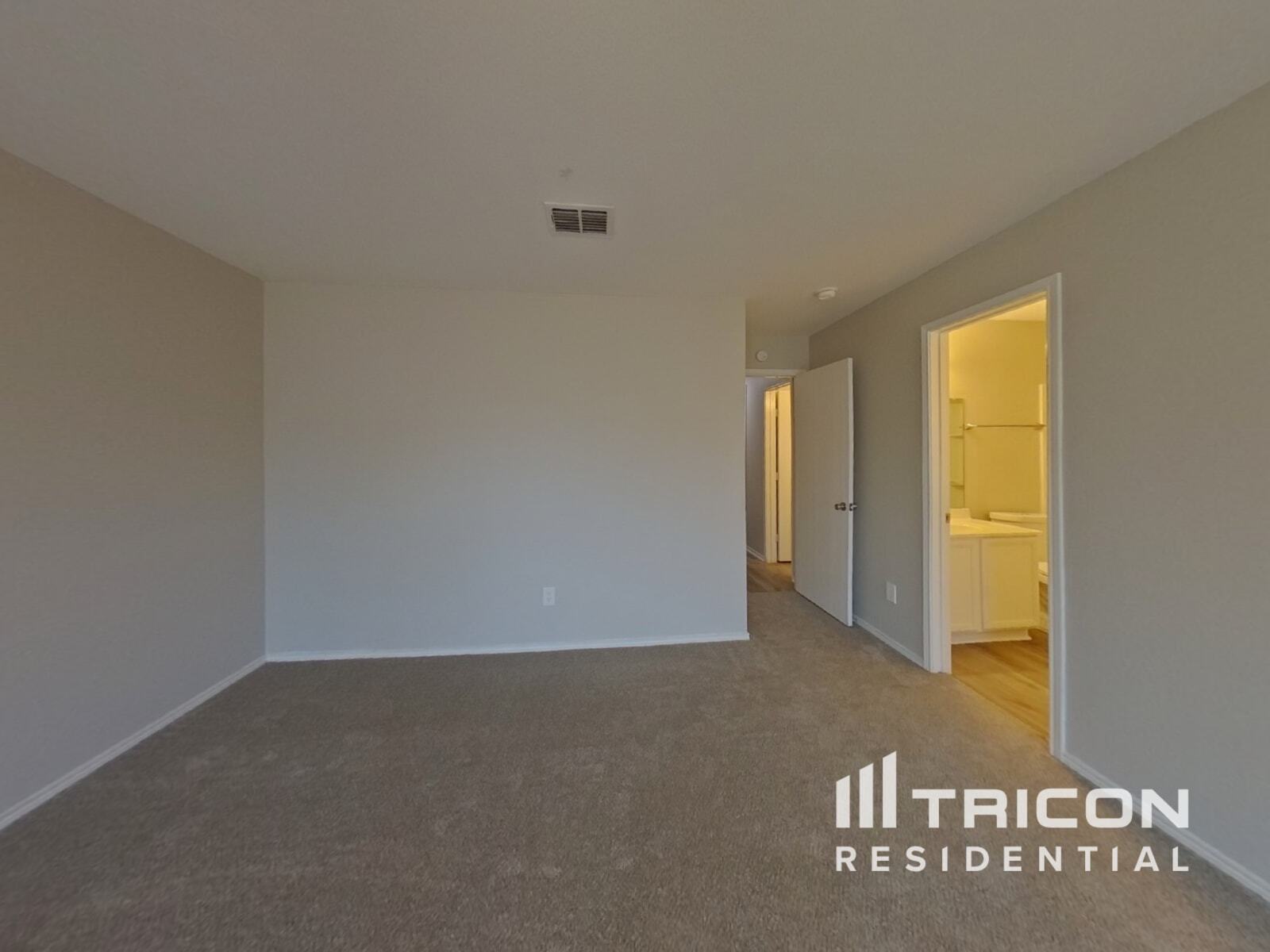 Building Photo - 14124 Cochise Dr