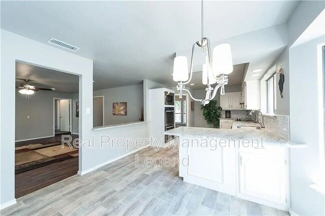 Building Photo - 509 Indian Creek Dr