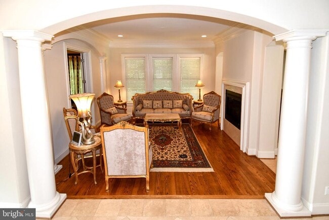 Building Photo - 7104 Old Dominion Dr