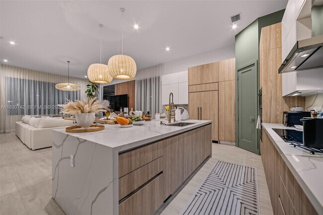 Building Photo - 5000 SW 159th Ave