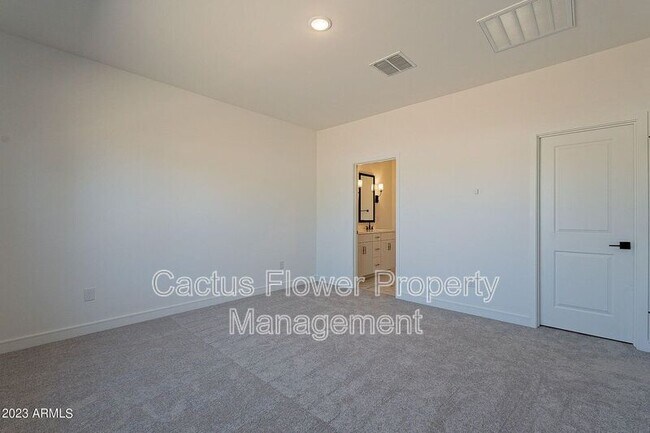 Building Photo - 3056 W Bent Tree Dr