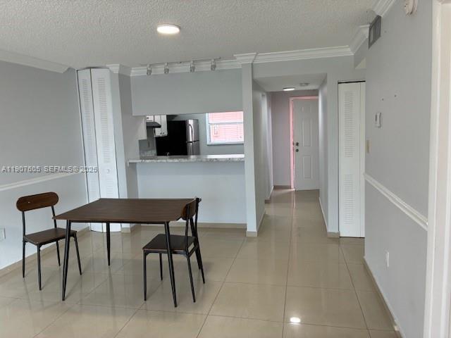 Building Photo - 19781 SW 114th Ave