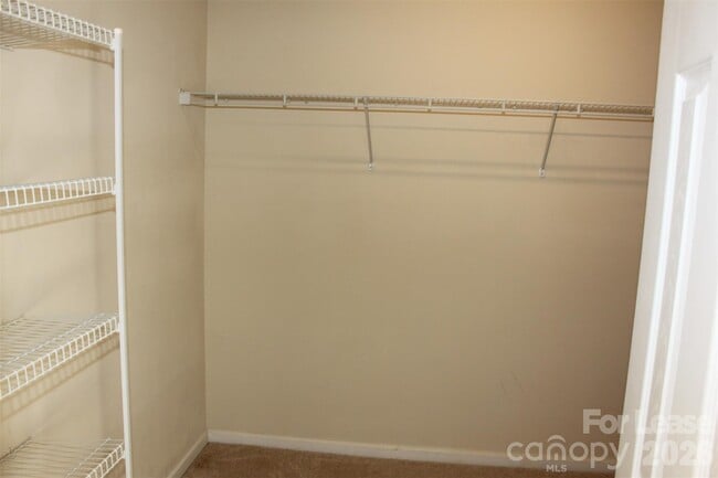 Building Photo - 9651 Laurie Ave NW