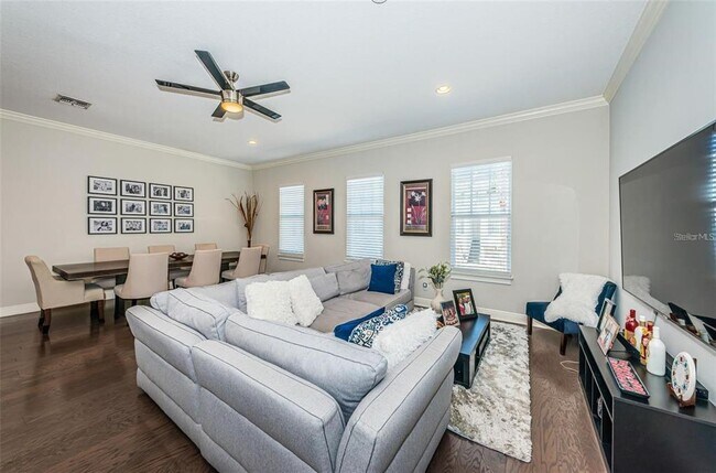 Building Photo - 7004 Grevilla Ave S