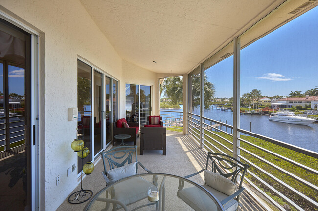 Building Photo - 392 Spyglass Way