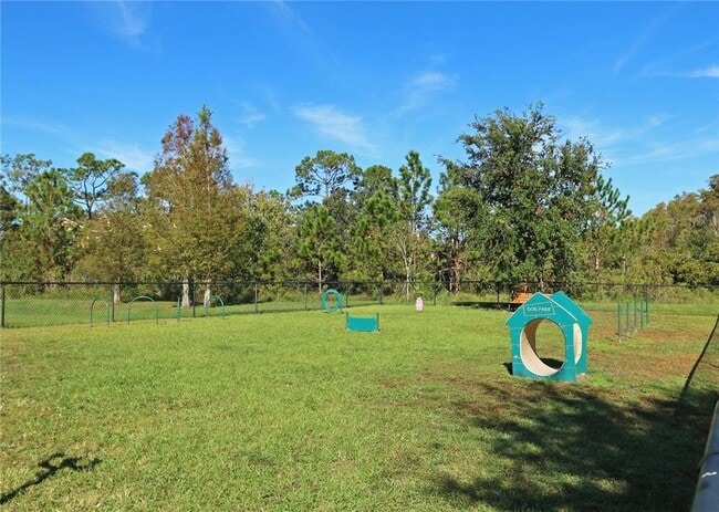 Building Photo - 15483 Ave Of The Arbors
