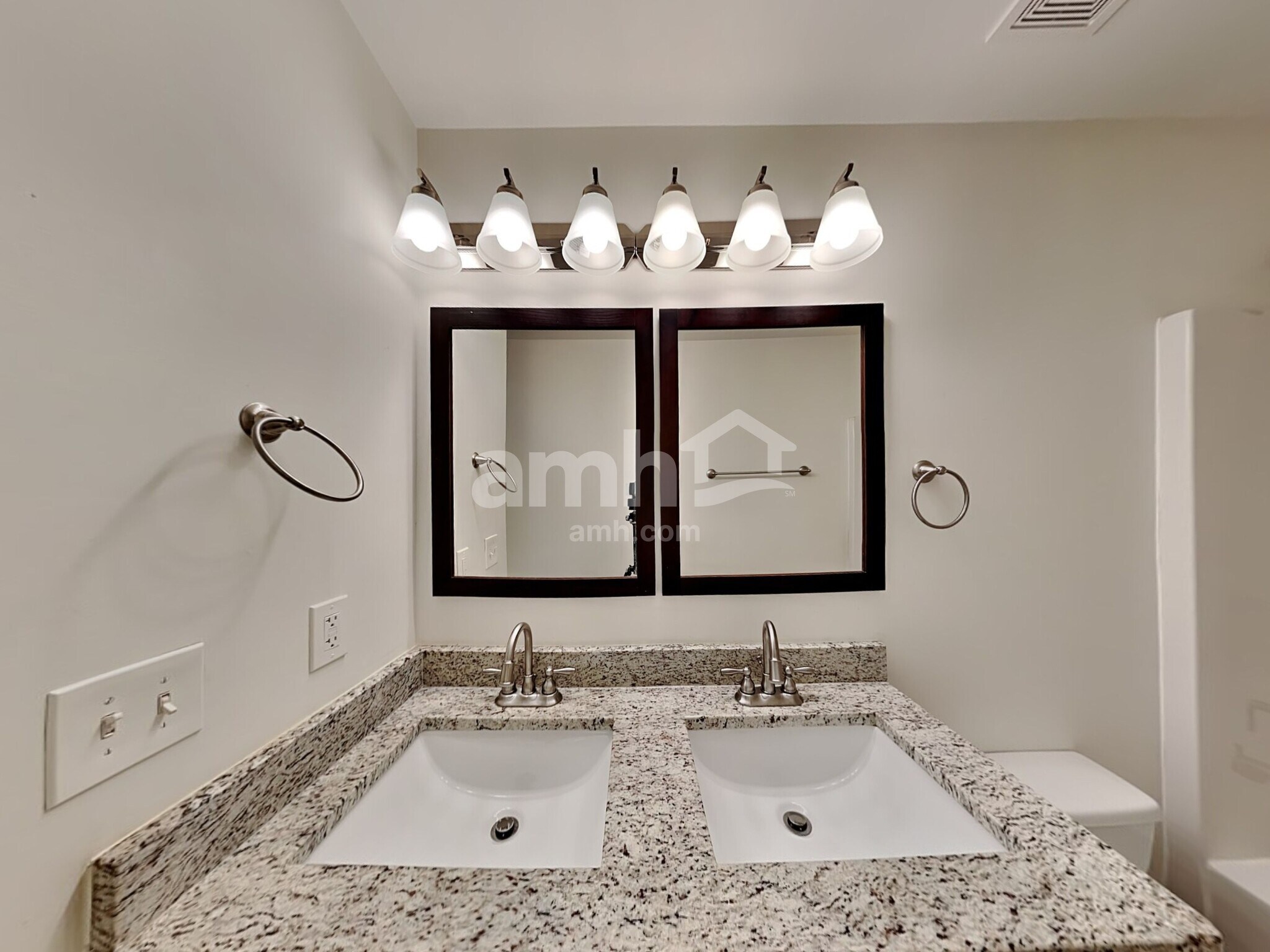 Building Photo - 82 Torero Trail