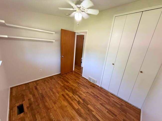 Building Photo - Updated Ranch with New Appliances