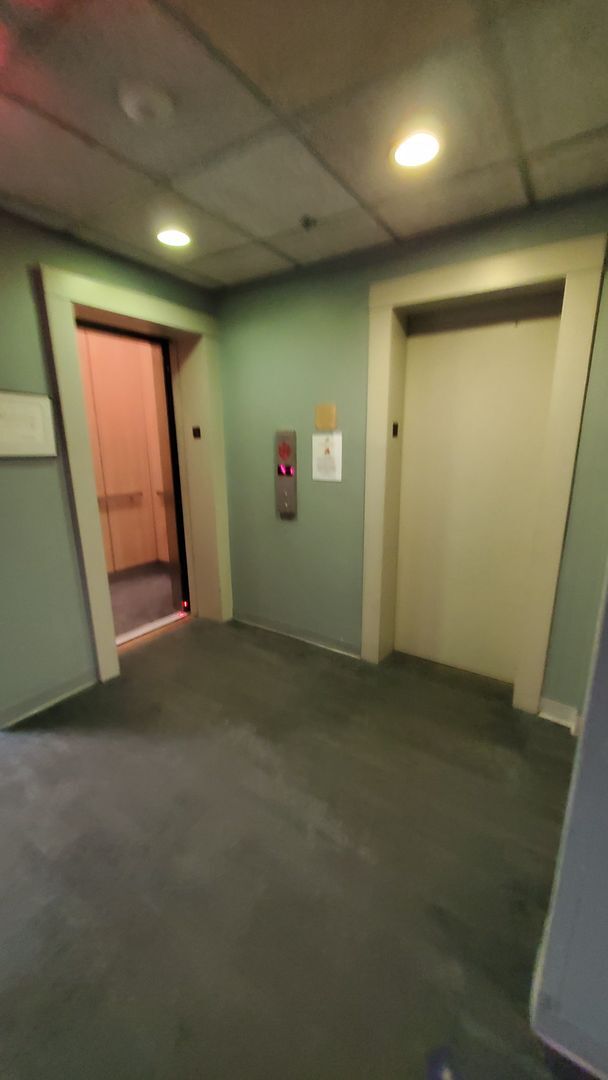 Building Photo - 1 Bedroom in LUXURY BLDG - BERKLEE/NEU - NO FEE  9/1/26  ROOF TOP POOL!