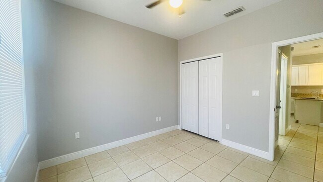 Building Photo - 1589 Cumin Dr