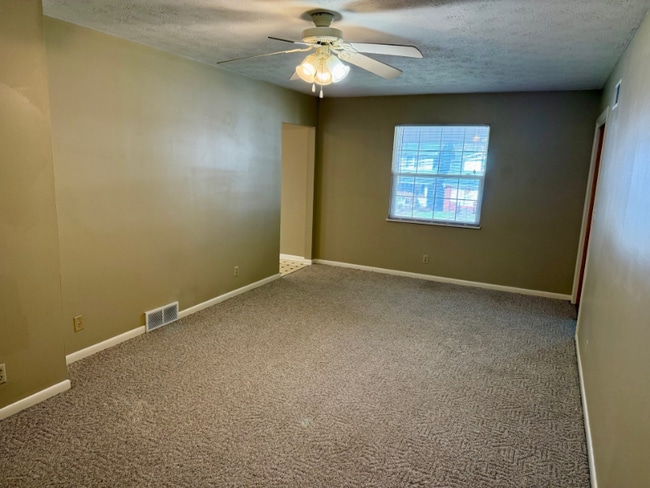 Building Photo - 2205 Adams Ave