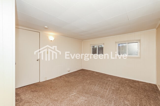 Building Photo - 1924 Culver Ave