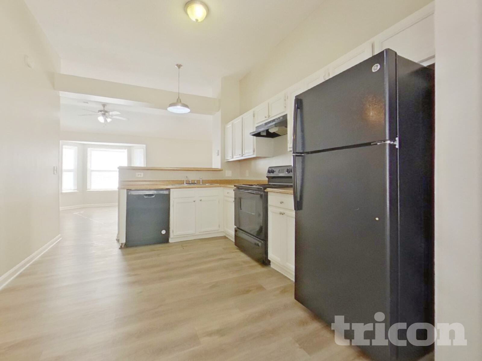 Building Photo - 136 Westport Dr