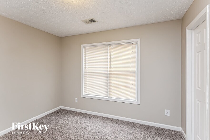 Building Photo - 5508 Rose Ridge Ct