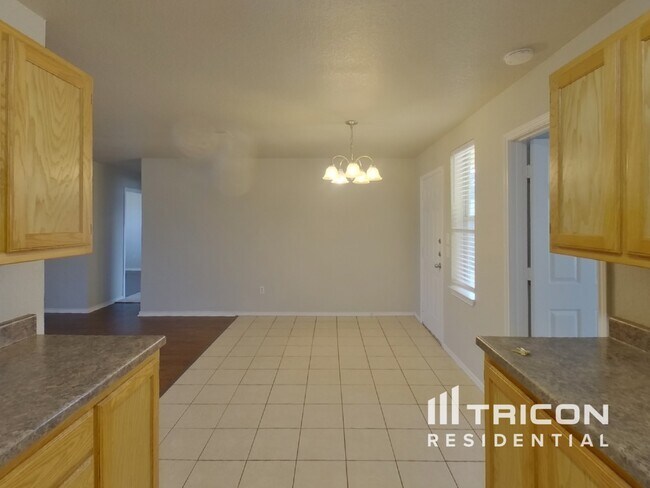 Building Photo - 215 Bobbie Ann Ct