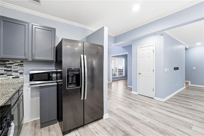 Building Photo - 5440 Village View Ln SW