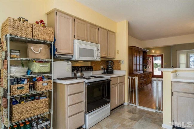 Building Photo - 1728 Kingston Heath Way