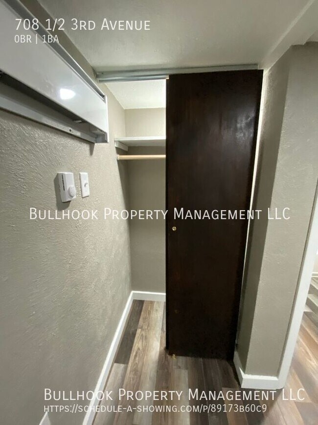 Building Photo - 708 1/2 3rd Avenue-