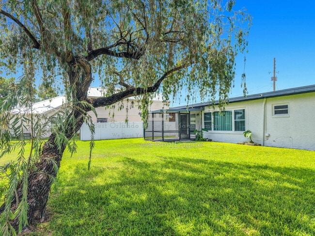 Building Photo - 2705 Gulfstream Rd