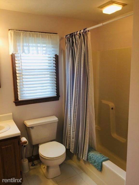 Building Photo - 2 br, 2.5 bath Townhome - 6 Tisdale Dr # 6