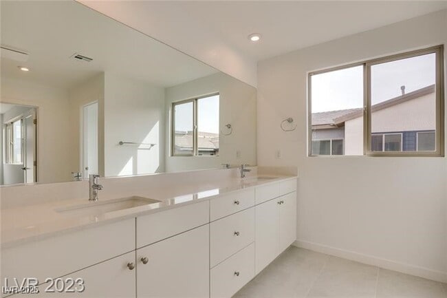 Building Photo - 2657 Conifer Canyon St