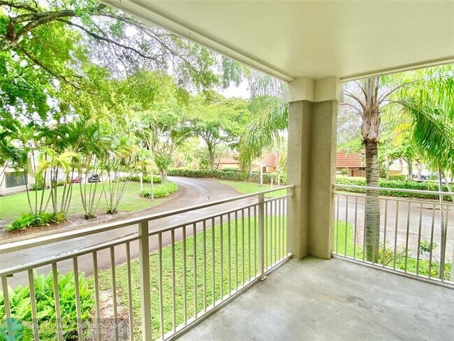 Building Photo - 1780 Palm Cove Blvd