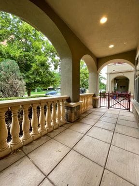 Building Photo - AMAZING 2 Bed /2 Bath Cherry Creek Condo! ...