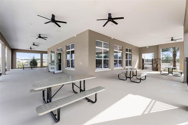 Building Photo - 318 Bracer Wy