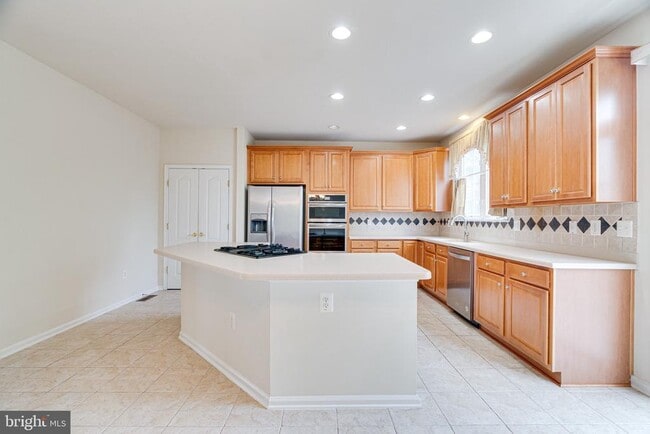 Building Photo - 12587 Birkdale Way