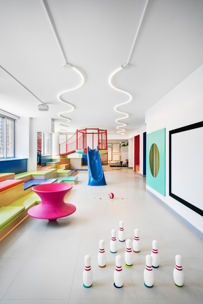 Interior Photo - 101 West End Avenue