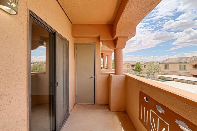 Building Photo - Morningstar Casitas Condo #308