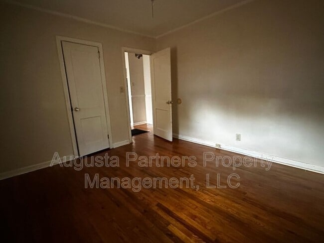 Building Photo - 3219 Alpine Rd