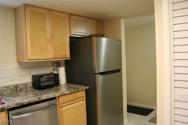 Building Photo - 15430 Moonraker Ct
