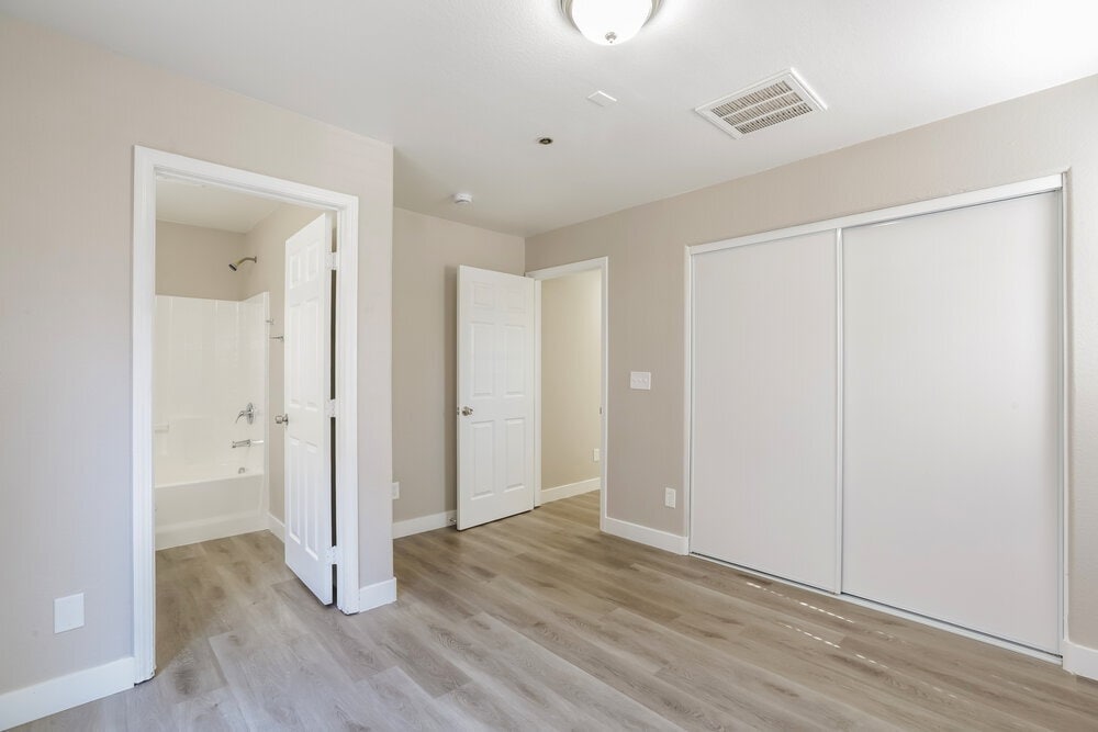 Building Photo - 4761 Saville Garden Ct