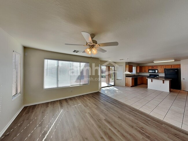 Building Photo - 2759 N 106th Ln